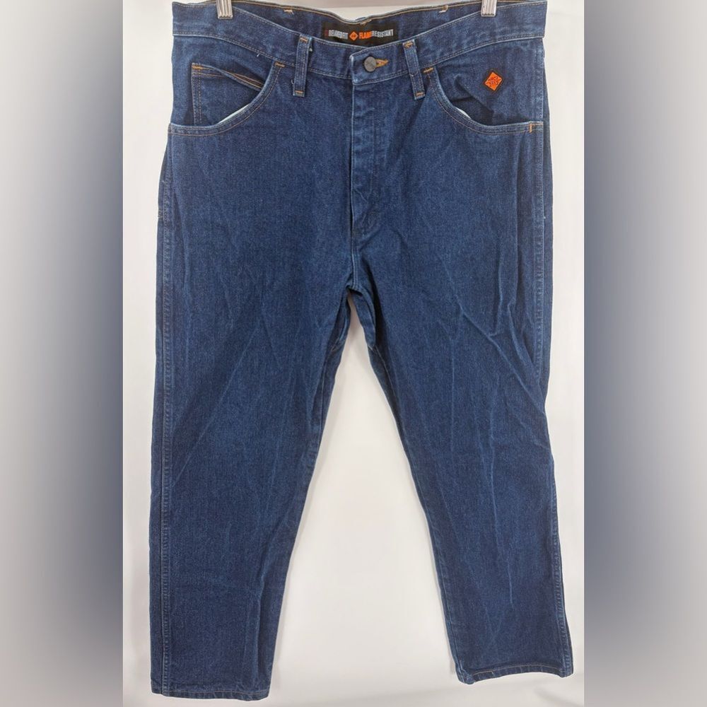 Wrangler flame resistant men’s relaxed fit dark wash jean work size 34x32